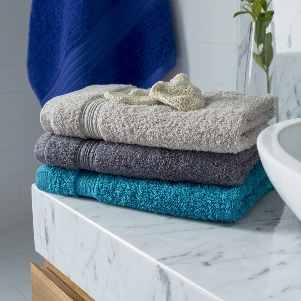 toallas y toallones en textil oasis distribuidor mayorista de blanco