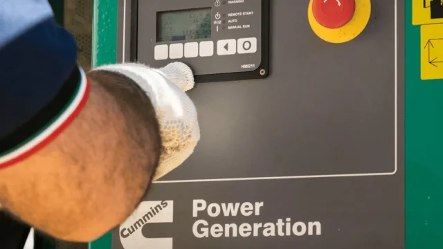 Abonos mensuales para grupos electrógenos: mantenimiento preventivo y energía. Fotografía editorial relacionada con abonos mensuales grupos electrógenos. publicada en Novedades Web