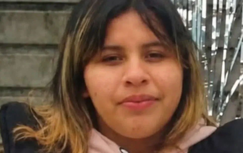 Alerta Sofía por Iara Duprat, una adolescente buscada en Corrientes. Imagen destacada sobre Alerta Sofía por Iara Duprat. publicada en Novedades Web