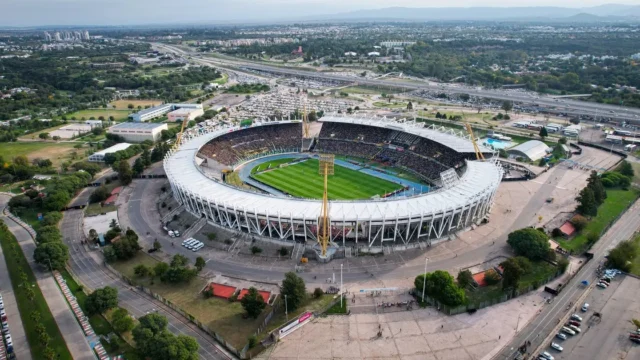 El tour del Estadio Kempes: una experiencia que revive la gloria deportiva cordobesa. Imagen destacada sobre tour del Estadio Kempes. publicada en Novedades Web