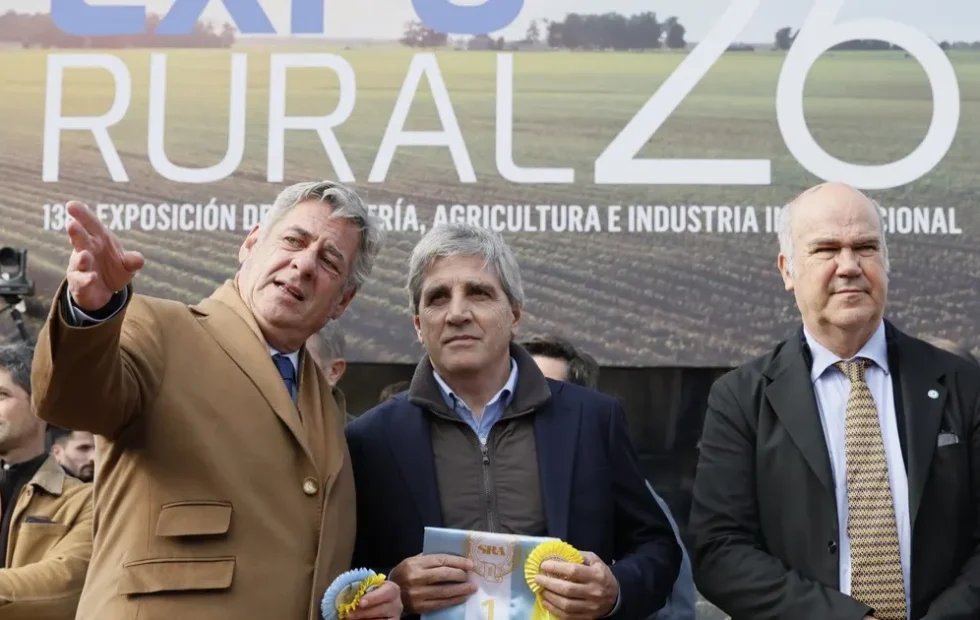 Exportaciones, energía y crédito: empresarios argentinos miran más allá de 2027. Fotografía editorial relacionada con exportaciones y energía argentina. publicada en Novedades Web