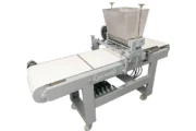 Galletera Bizcomatic Z300: producción industrial de hasta 300 galletitas por minuto. Imagen destacada sobre Galletera Bizcomatic Z300. publicada en Novedades Web