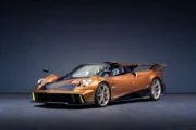Horacio Pagani celebra sus 70 años con el imponente Huayra 70 Derecho en Goodwood. Imagen destacada sobre Huayra 70 Derecho. publicada en Novedades Web