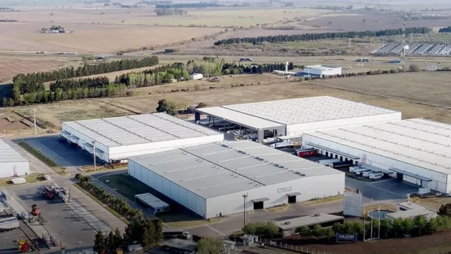 La nueva logística integral en Rosario y Alvear transforma la gestión empresarial. Fotografía editorial relacionada con logística integral Rosario y Alvear. publicada en Novedades