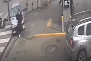 Mar del Plata: inhabilitan de por vida a una conductora por usar licencia falsa. Fotografía editorial relacionada con licencia falsa Mar del Plata. publicada en Novedades Web