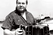 Aníbal Troilo: el bandoneón que convirtió al Abasto en memoria porteña. Imagen destacada sobre Aníbal Troilo. publicada en Novedades Web