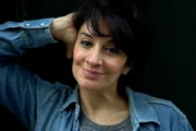 Anita Martínez lleva Mamushka de gira y apuesta por una vida más natural. Fotografía editorial relacionada con gira de Mamushka. publicada en Novedades Web