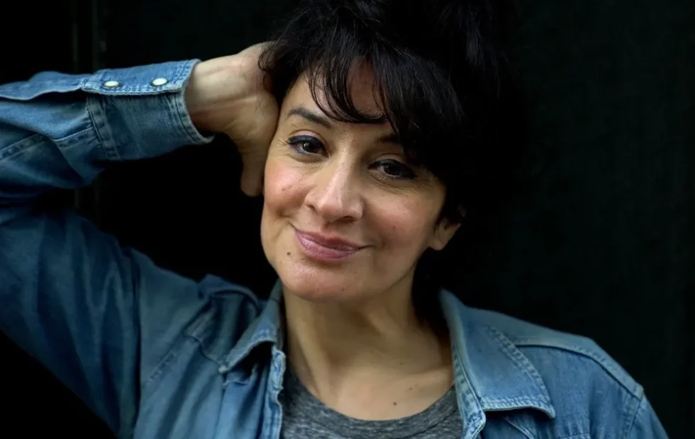Anita Martínez lleva Mamushka de gira y apuesta por una vida más natural. Fotografía editorial relacionada con gira de Mamushka. publicada en Novedades Web
