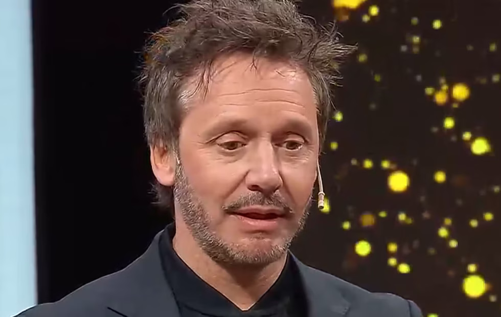 Benjamín Vicuña habló de la distancia con sus hijos. Imagen destacada sobre distancia con sus hijos. publicada en Novedades Web