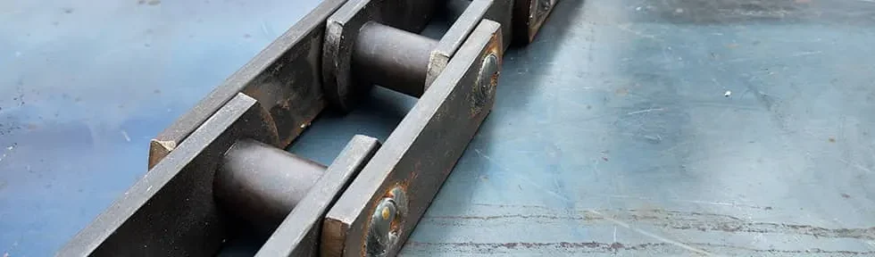 Cadenas para transportadores: claves para elegir el modelo adecuado. Imagen destacada sobre cadenas para transportadores. publicada en Novedades Web