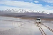 Camioneta en Pampa del Leoncito: daños que podrían durar un siglo. Imagen destacada sobre camioneta en Pampa del Leoncito. publicada en Novedades Web
