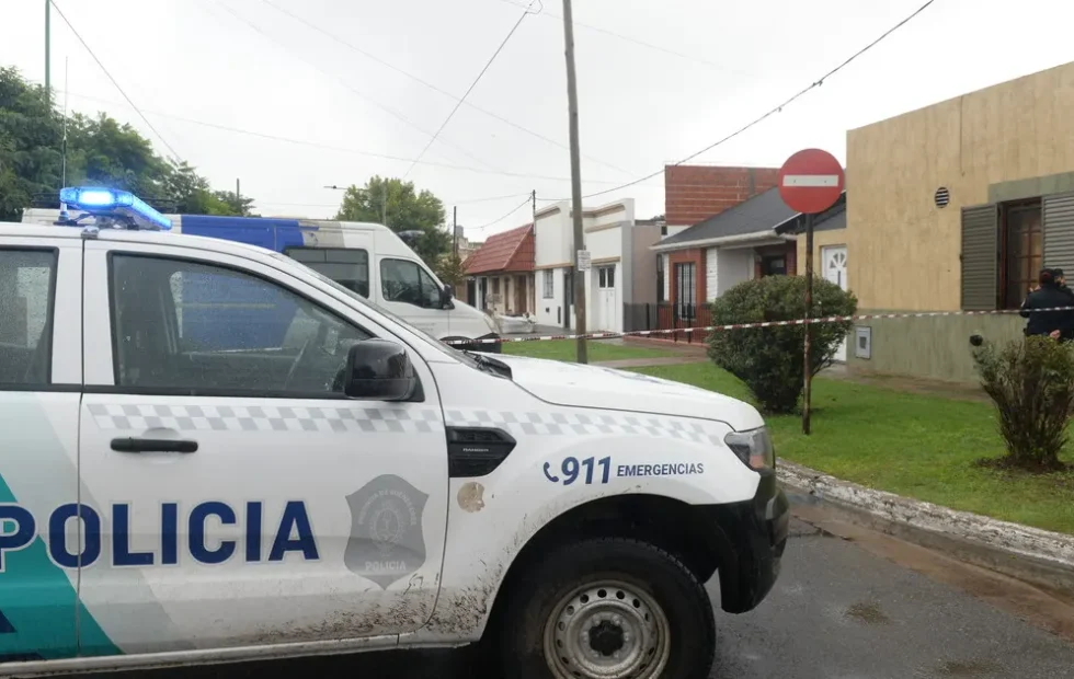 Mar del Plata: un comerciante quedó detenido tras matar a un adolescente. Fotografía editorial relacionada con comerciante detenido en Mar del Plata. publicada en Novedades Web