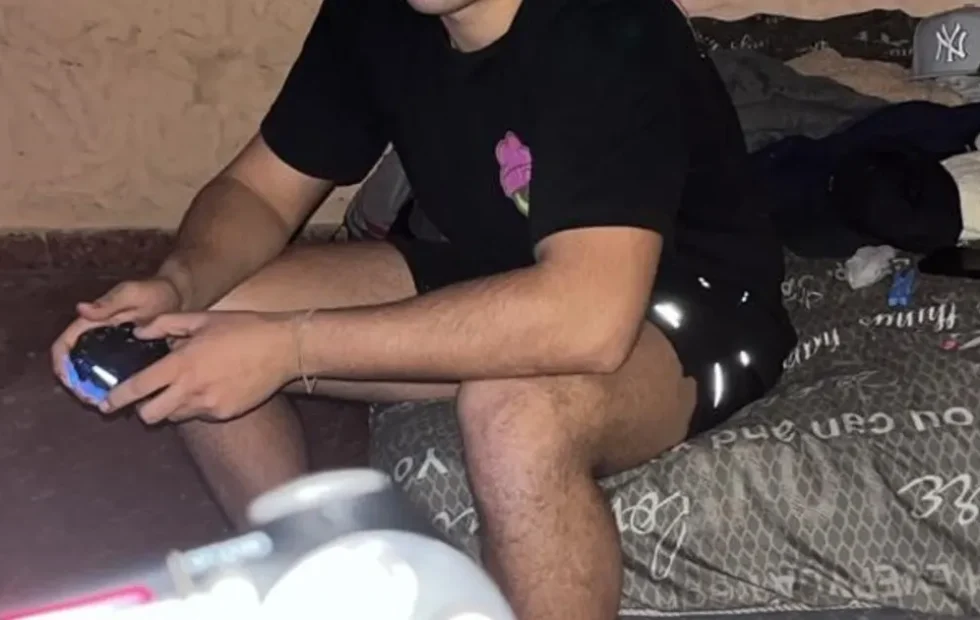 Asesinaron a un joven emprendedor durante un robo en José C. Paz. Fotografía editorial relacionada con joven emprendedor asesinado. publicada en Novedades Web