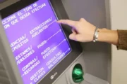 Cronograma de pago de haberes de septiembre para trabajadores provinciales. Imagen destacada sobre cronograma de pago de haberes. publicada en Novedades Web