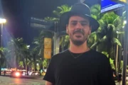 El video de la excusa del acusado por la muerte de su padre en Recoleta. Fotografía editorial relacionada con video de la excusa en Recoleta. publicada en Novedades Web