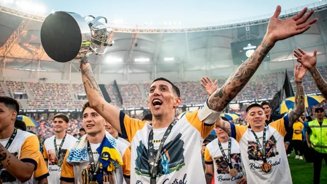 Rosario Central ganó la Supercopa Internacional con una noche brillante de Di María. Imagen destacada sobre Rosario Central ganó. publicada en Novedades Web