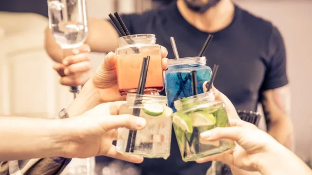 Semaglutida: menos deseo de beber, fumar y apostar, según nuevos estudios. Fotografía editorial relacionada con semaglutida y adicciones. publicada en Novedades Web