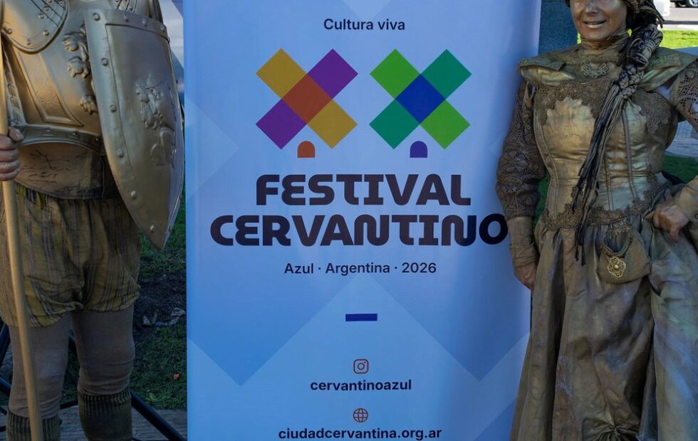 Azul y Crotto: una escapada con festival cervantino y tortas fritas. Fotografía editorial relacionada con escapada a Azul y Crotto. publicada en Novedades Web