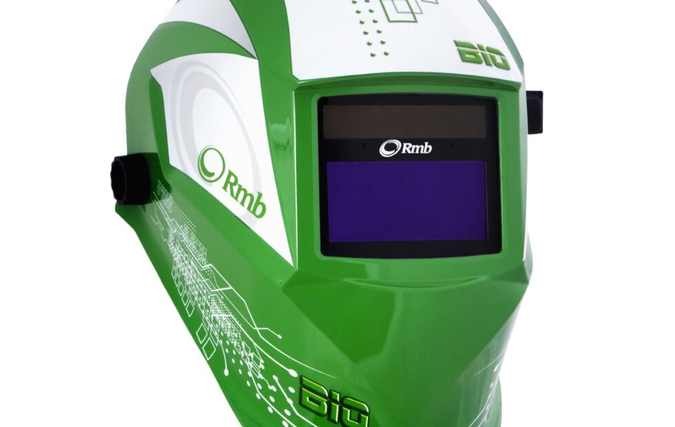 Careta fotosensible RMB: cómo comparar modelos antes de soldar. Imagen destacada sobre careta fotosensible RMB. publicada en Novedades Web