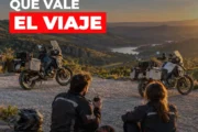 Cómo elegir y compartir paradas útiles para viajar en moto. Fotografía editorial relacionada con paradas para viajar en moto. publicada en Novedades Web
