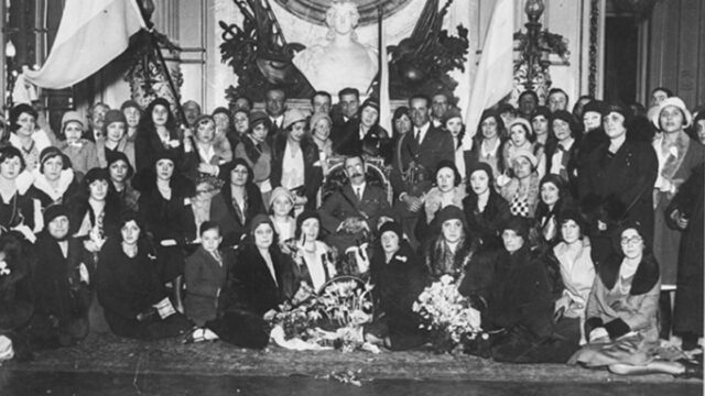 Cuando Uriburu intentó retirar la Constitución de la democracia. Fotografía editorial relacionada con Cuando Uriburu intentó retirar Constitución. publicada en Novedades Web