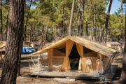 Huttopia abre un camping en Mar Azul con 240 parcelas y 20 carpas. Fotografía editorial relacionada con camping Huttopia en Mar Azul. publicada en Novedades Web