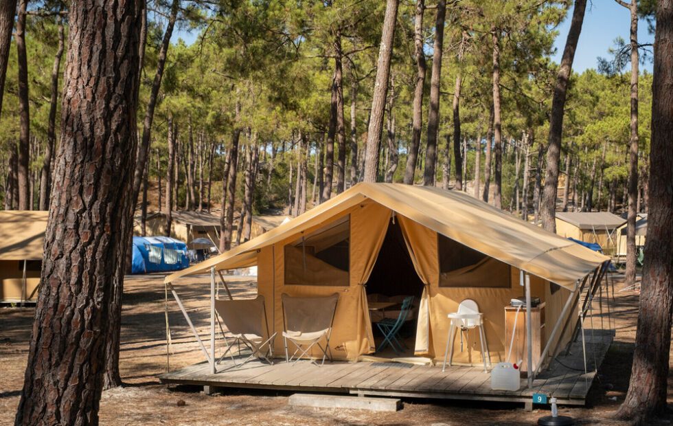 Huttopia abre un camping en Mar Azul con 240 parcelas y 20 carpas. Fotografía editorial relacionada con camping Huttopia en Mar Azul. publicada en Novedades Web