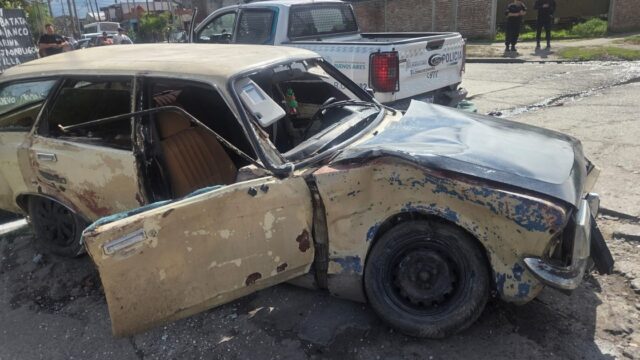 Ingeniero Budge: murió un nene tras un choque durante un seguimiento policial. Fotografía editorial relacionada con choque durante seguimiento policial. publicada en Novedades Web