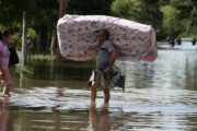 Lluvias extremas en Chile y alerta por el huracán Simón en México. Imagen destacada sobre lluvias extremas en Chile. publicada en Novedades Web