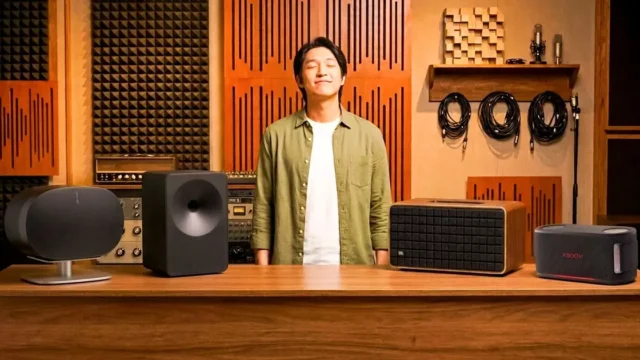 Parlantes Hi-Fi: cuatro modelos premium para escuchar música en casa. Fotografía editorial relacionada con parlantes Hi-Fi premium. publicada en Novedades Web