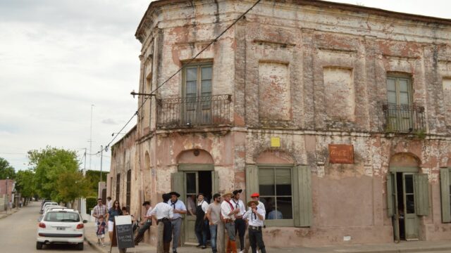 San Antonio de Areco: talleres donde la tradición se vuelve diseño. Fotografía editorial relacionada con talleres de San Antonio de Areco. publicada en Novedades Web
