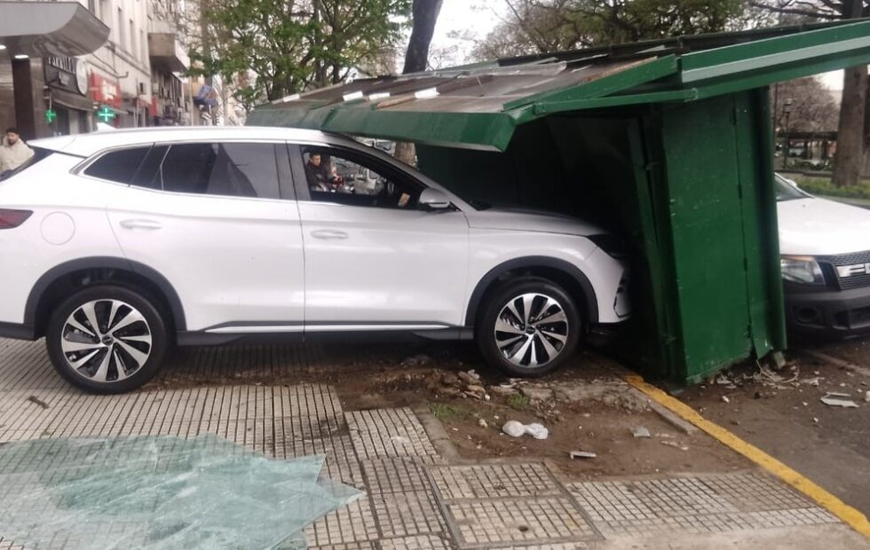 Seguro para autos híbridos y eléctricos: qué cubre y dónde se reparan. Imagen destacada sobre seguro para autos híbridos. publicada en Novedades Web