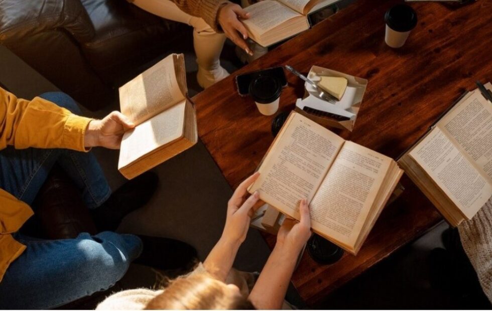 Sicilia y literatura: un viaje que convirtió las despedidas en encuentro. Fotografía editorial relacionada con viaje literario por Sicilia. publicada en Novedades Web